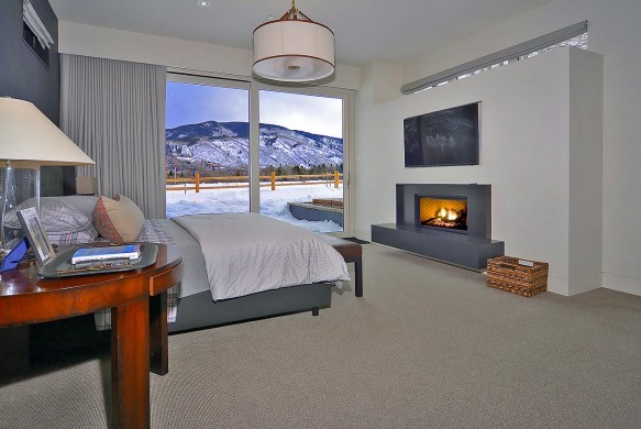 USA:Colorado:Aspen:SnowbunnyLane_TheGetaway:bedroom2.jpg