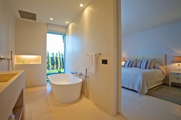 Spain:Ibiza:CalaContaDream_VillaClarinda:bathroom6.jpg