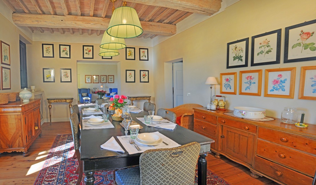 Italy:Tuscany:Pistoia:ITPT06_VillaMontalbano:diningroom24.jpg