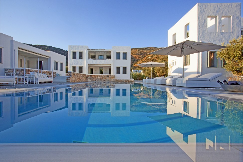 Greece:Mykonos&Cyclades:Sifnos:VillaVie_VillaViolet:pool8317.jpg