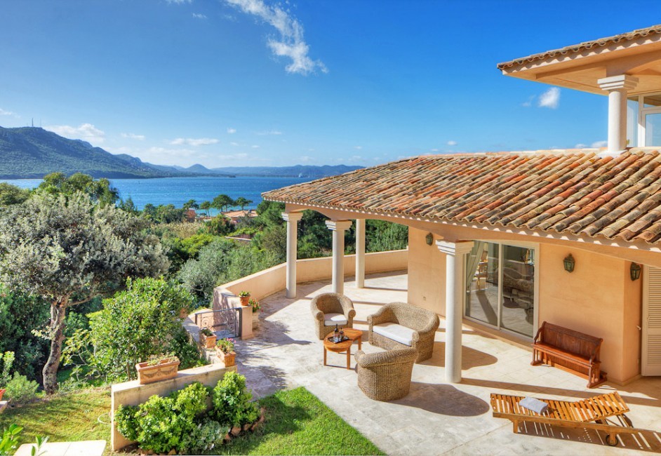 France:Corsica:PortoVecchio:RL51_VillaEli:terrace.jpg