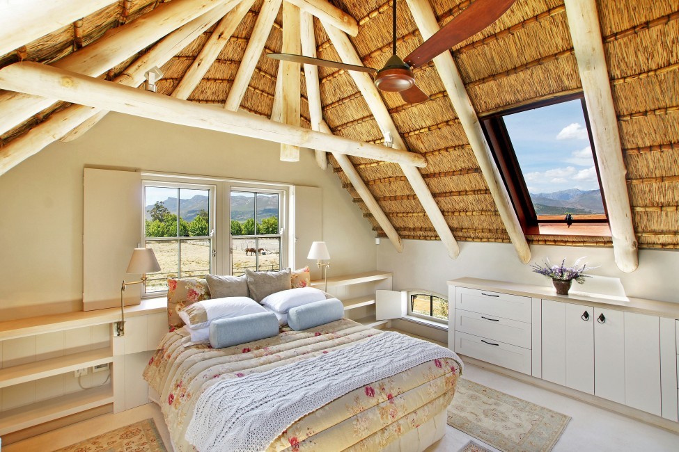 SouthAfrica:Franschhoek:DeltaCrest_VillaDaniel:bedroom25.jpg