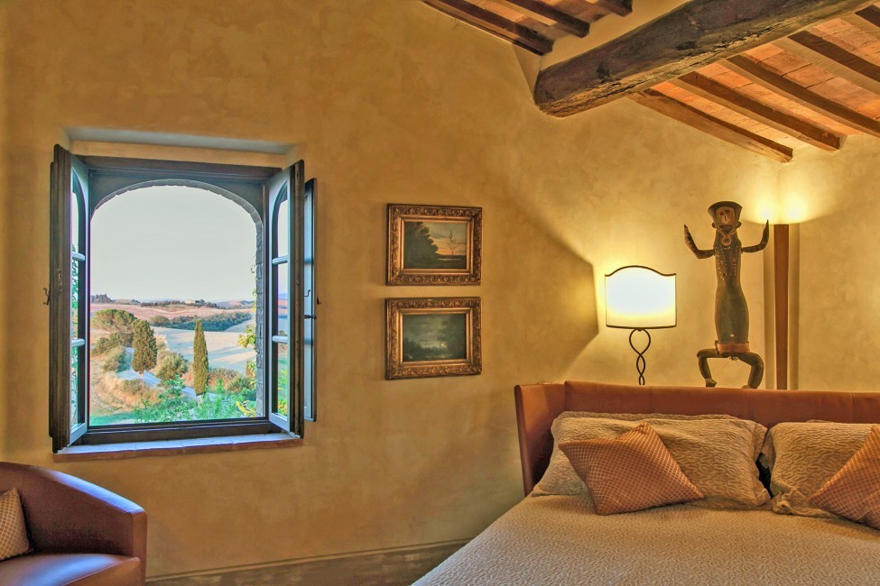 Italy:Tuscany:Siena:ITSI26_VillaSenesina:bedroom31.jpg