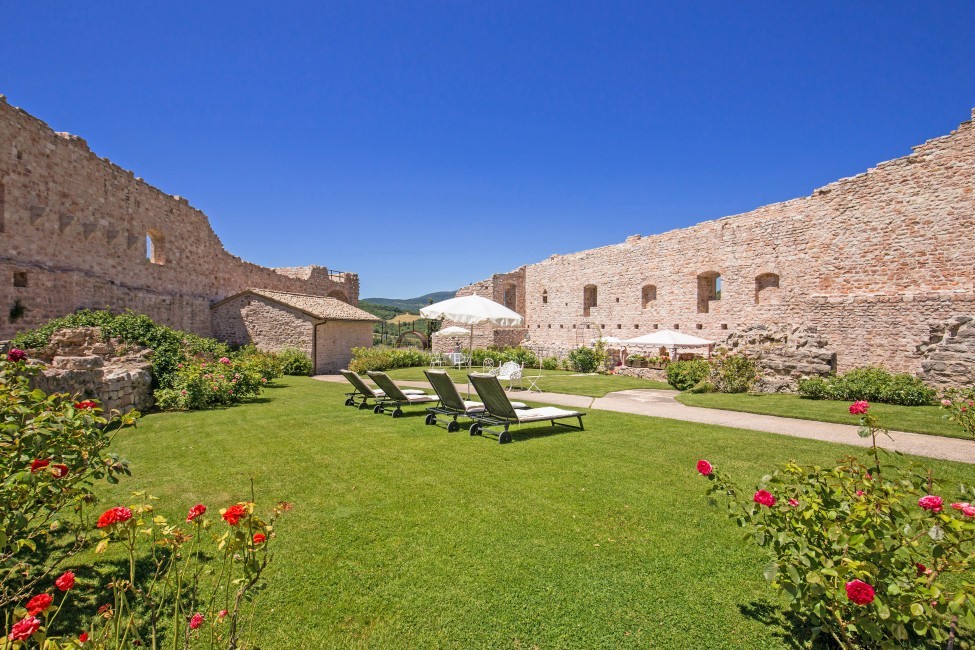 Italy:Umbria:Assisi:ITPG21_CastelloFoligno:garden02.jpg