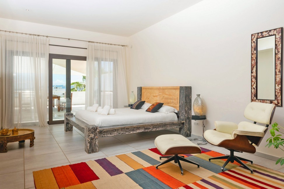 Spain:Ibiza:CasaMarisol_VillaMarlena:bedroom22.jpg