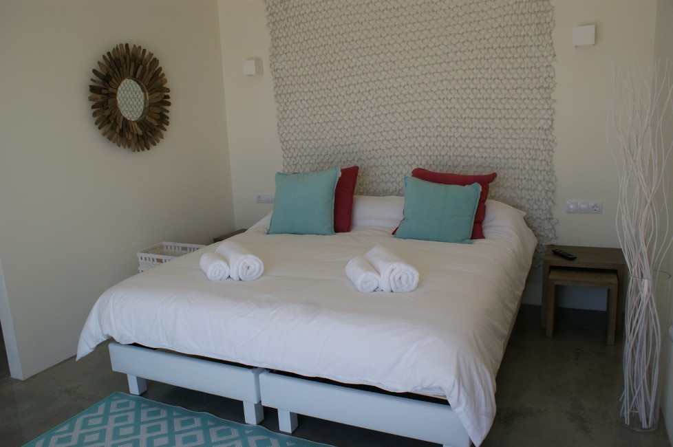 Spain:Ibiza:CasaOceanoS'Argamossa_VillaMassa:bedroom11.jpg