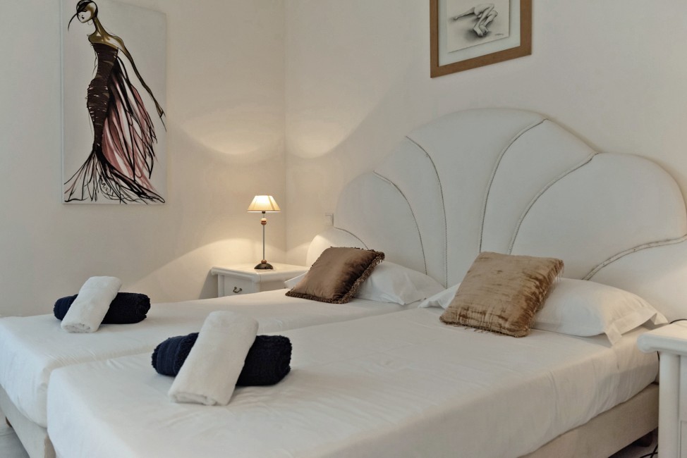 Spain:Ibiza:CasaMarisol_VillaMarlena:bedroom20.jpg