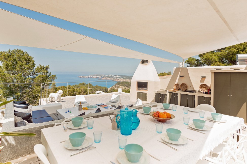 Spain:Ibiza:CanCalaMoli_VillaMarcial:terrace34.jpg