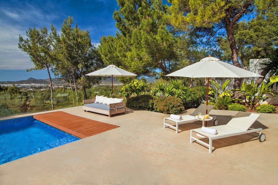 Spain:Ibiza:VillaFabric_VillaFranca:pool24.jpg