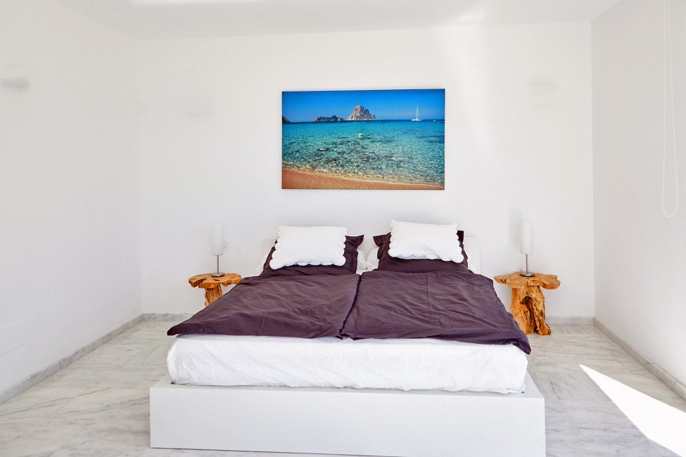 Spain:Ibiza:VillaAndrey_VillaAlvera:bedroom021.jpg