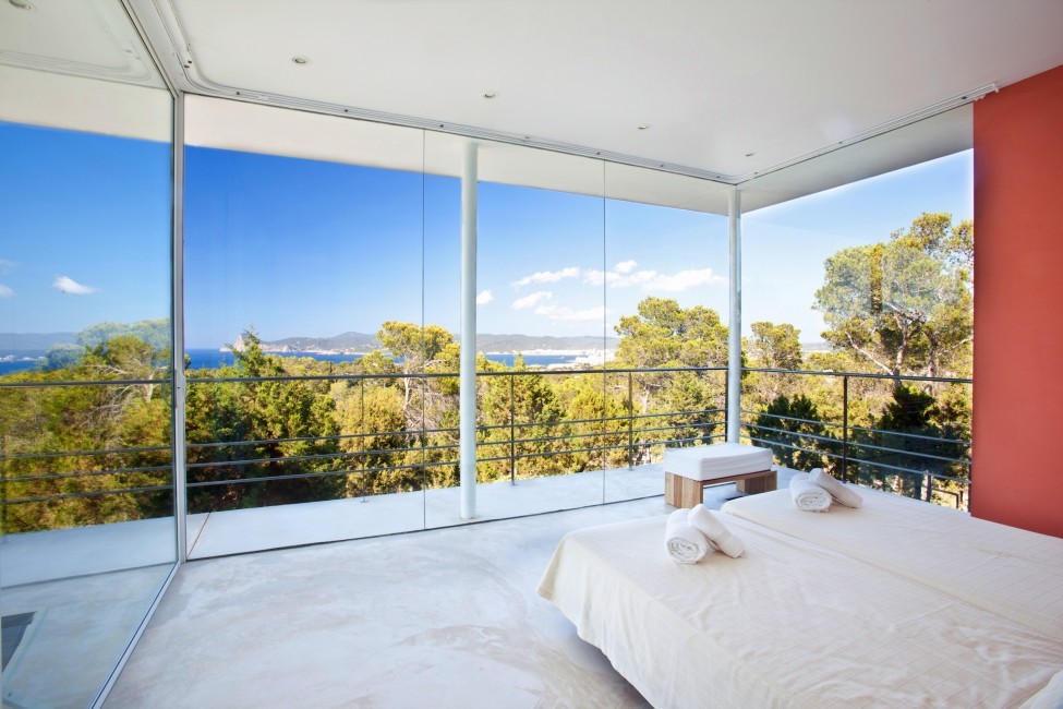 Spain:Ibiza:PepCalo_VillaChello:bedroom15.jpg