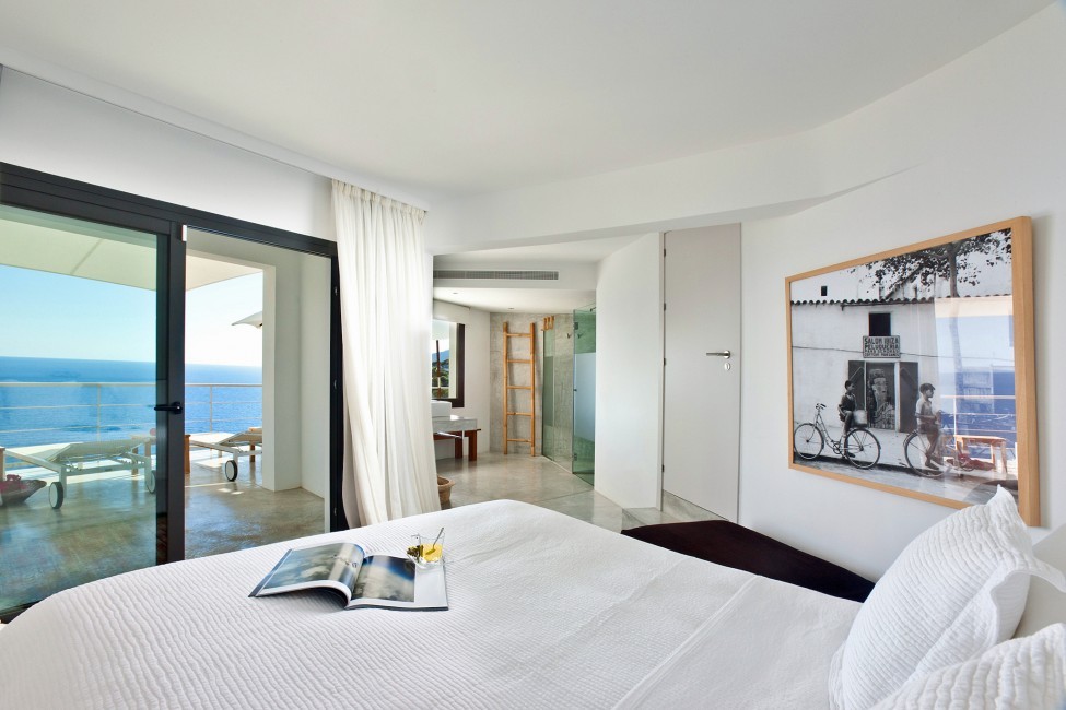 Spain:Ibiza:SanJose:VistaEsTorrent_VillaEnzo:bedroom10.jpg