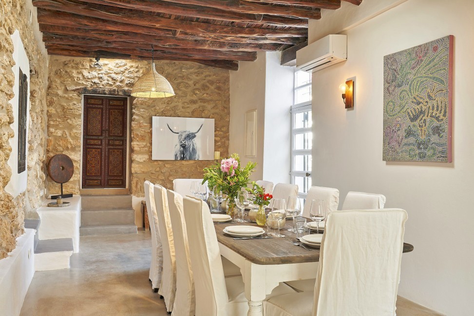 Spain:Ibiza:FincaLimonero_VillaLaVerbena:diningroom11.jpg