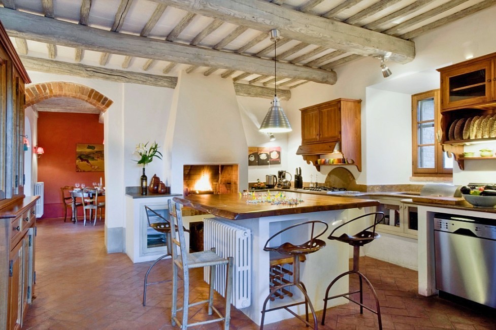 Italy:Tuscany:Siena:ITSI21VillaBata_VillaBetta:kitchen11.jpg