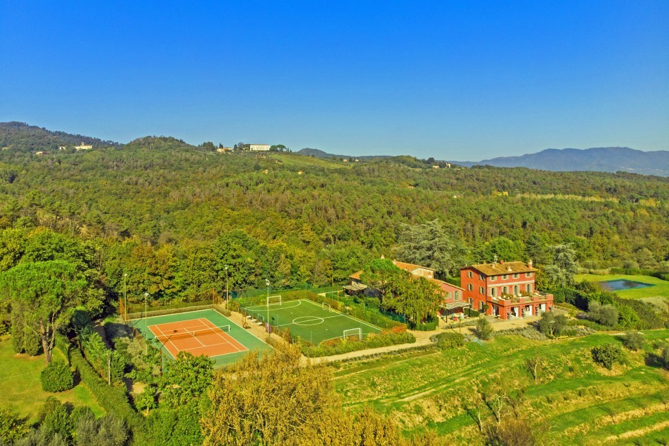 Italy:Tuscany:Lucca:ITLU01VillaAdina_VillaAlda:aerialview6.jpg
