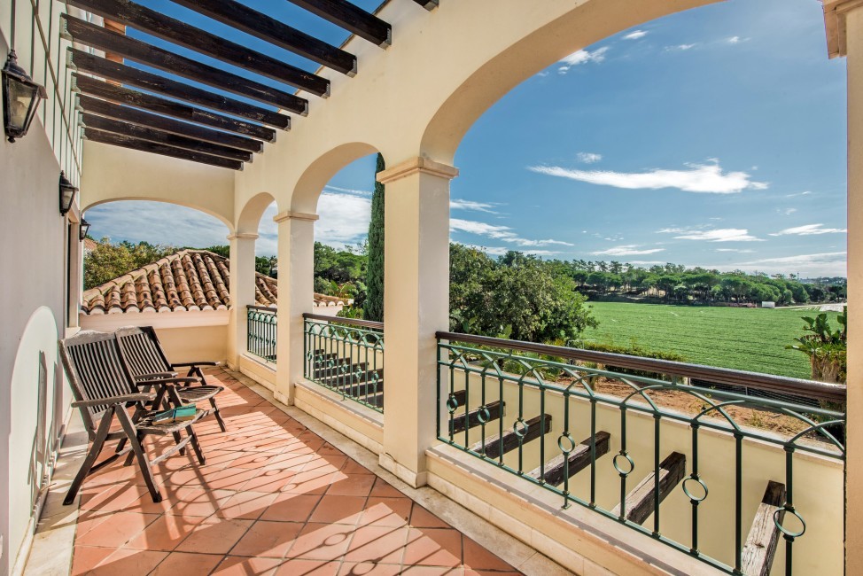 Portugal:Algarve:QuintadoLago:Villa Rhodium_VillaReno:balcony25.jpg