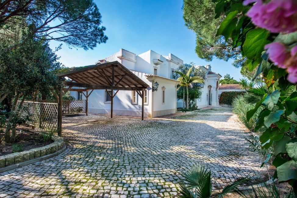 Portugal:Algarve:QuintadoLago:VillaBlackCoral_VillaBelmira:terrace22.jpg