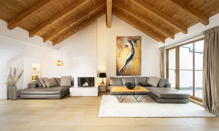 Penthouse Contempo