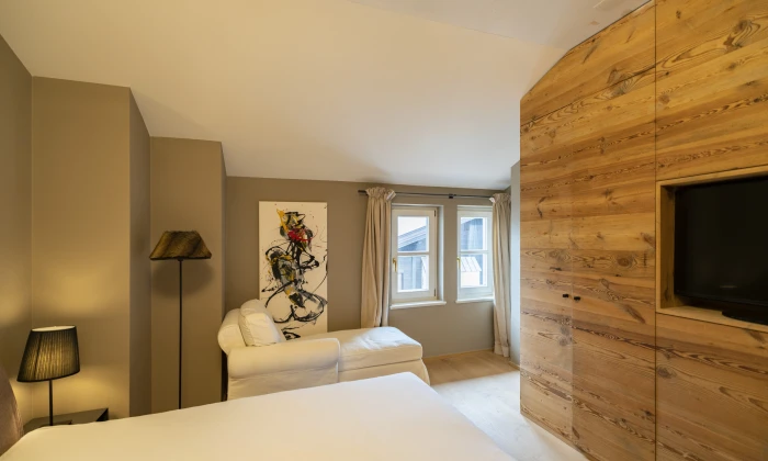 Penthouse Contempo
