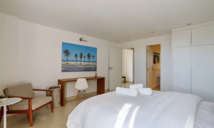 Penthouse Ador