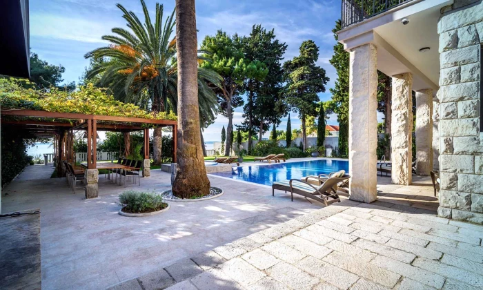 Villa Spelina