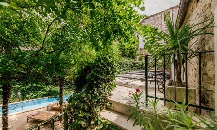 Villa Holi