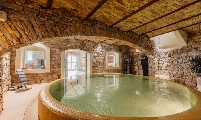 Villa Holi