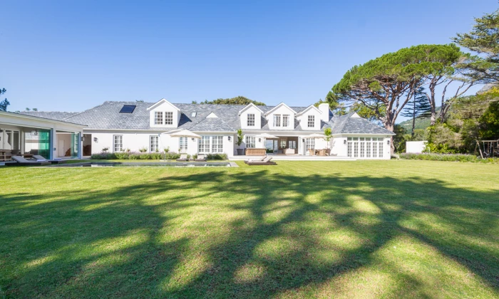 Villa Wisteria Lane