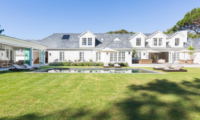 Villa Wisteria Lane