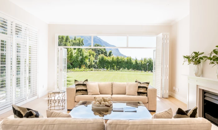 Villa Wisteria Lane