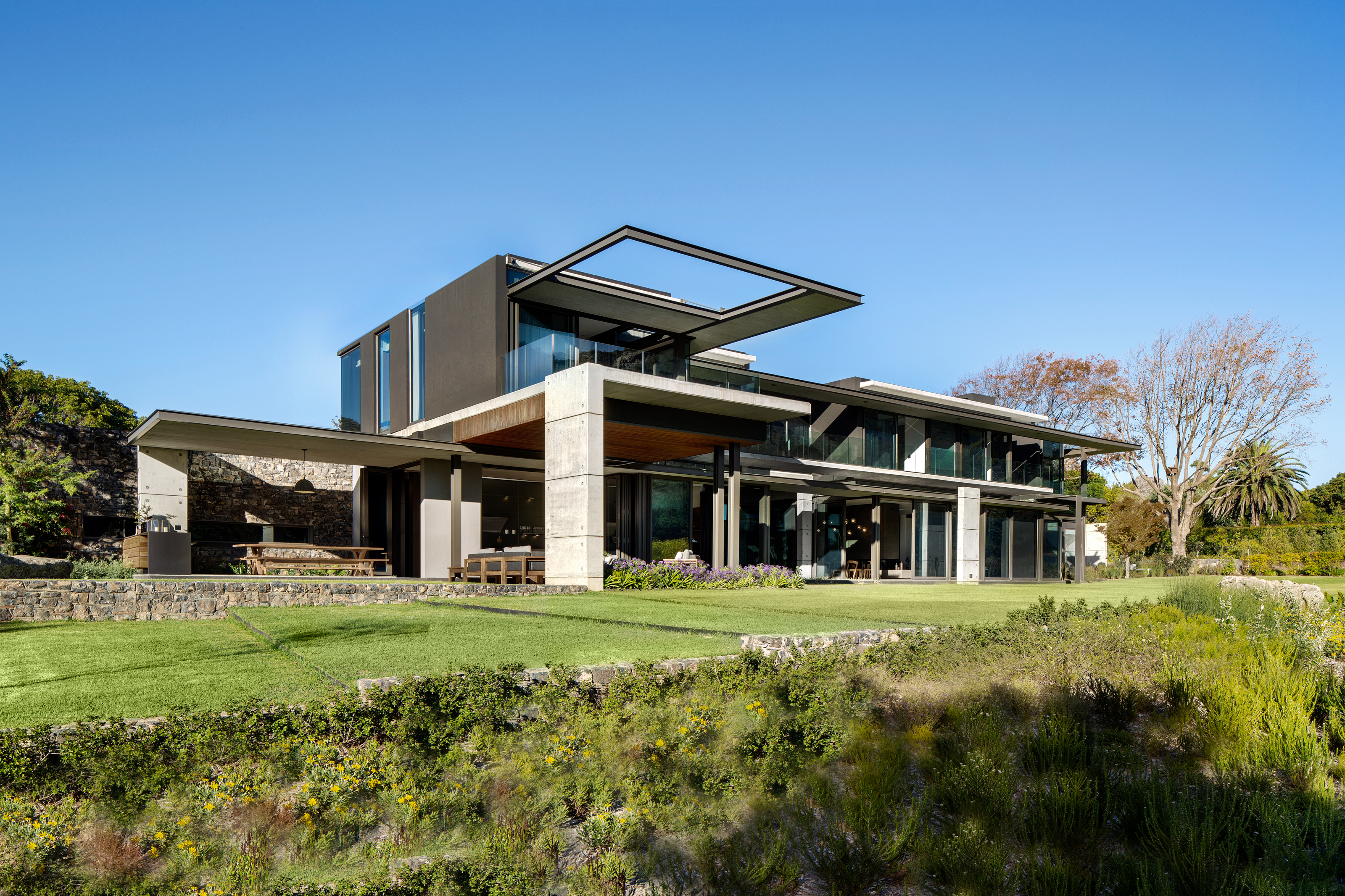 Villa Anafema
