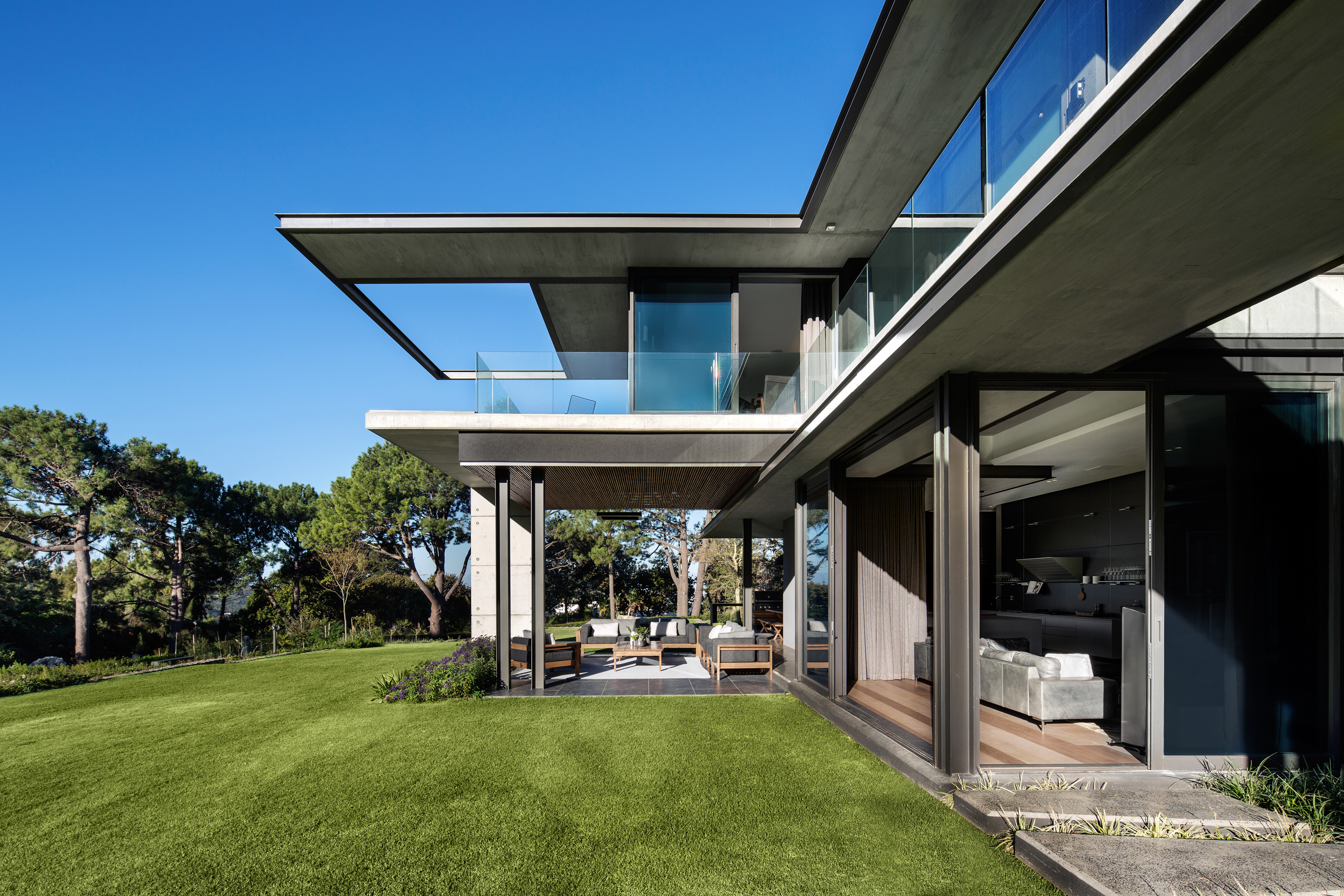 Villa Anafema