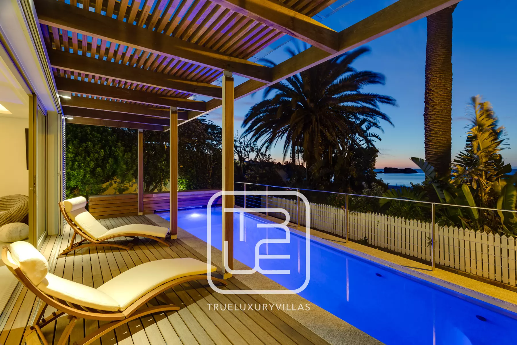 Viilla 52 Beach Villa