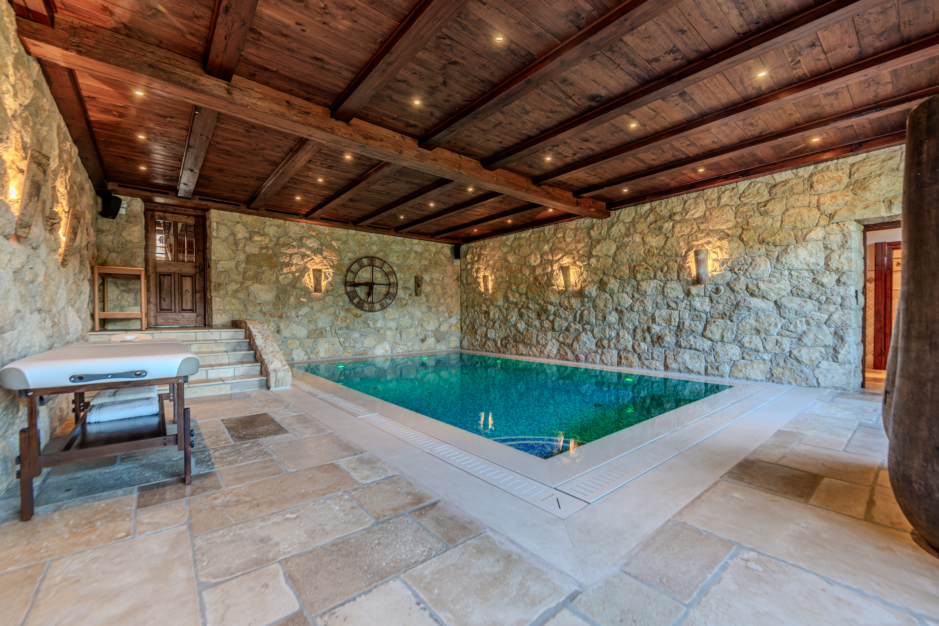 Tyrolia Estate