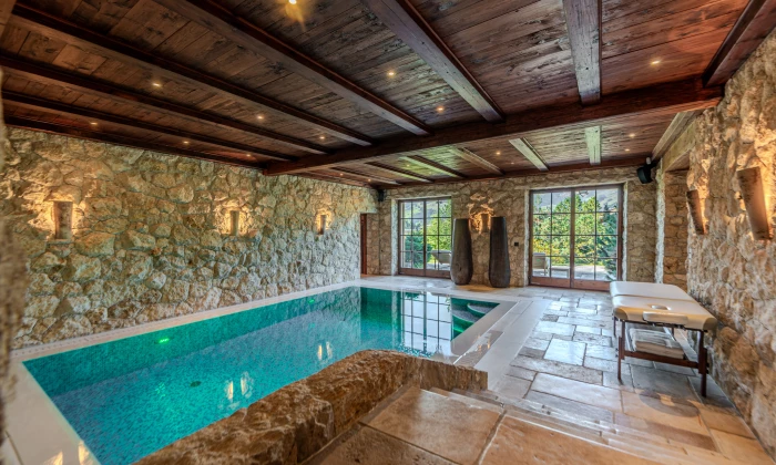 Tyrolia Estate
