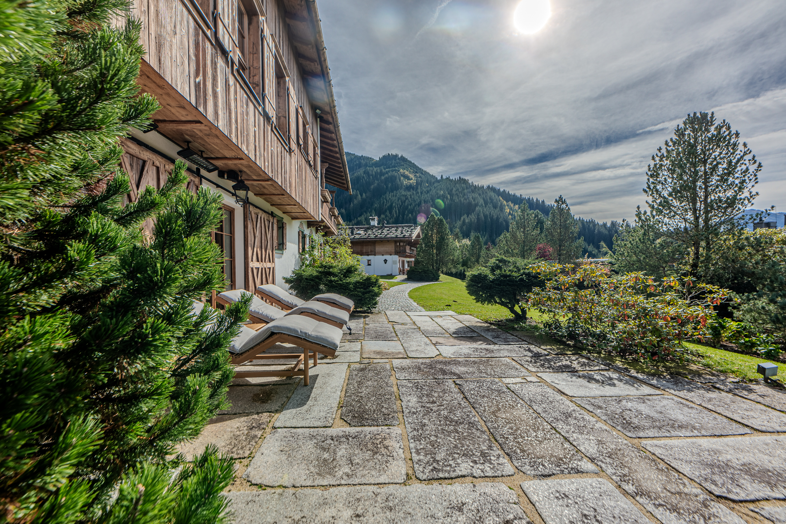 Tyrolia Estate