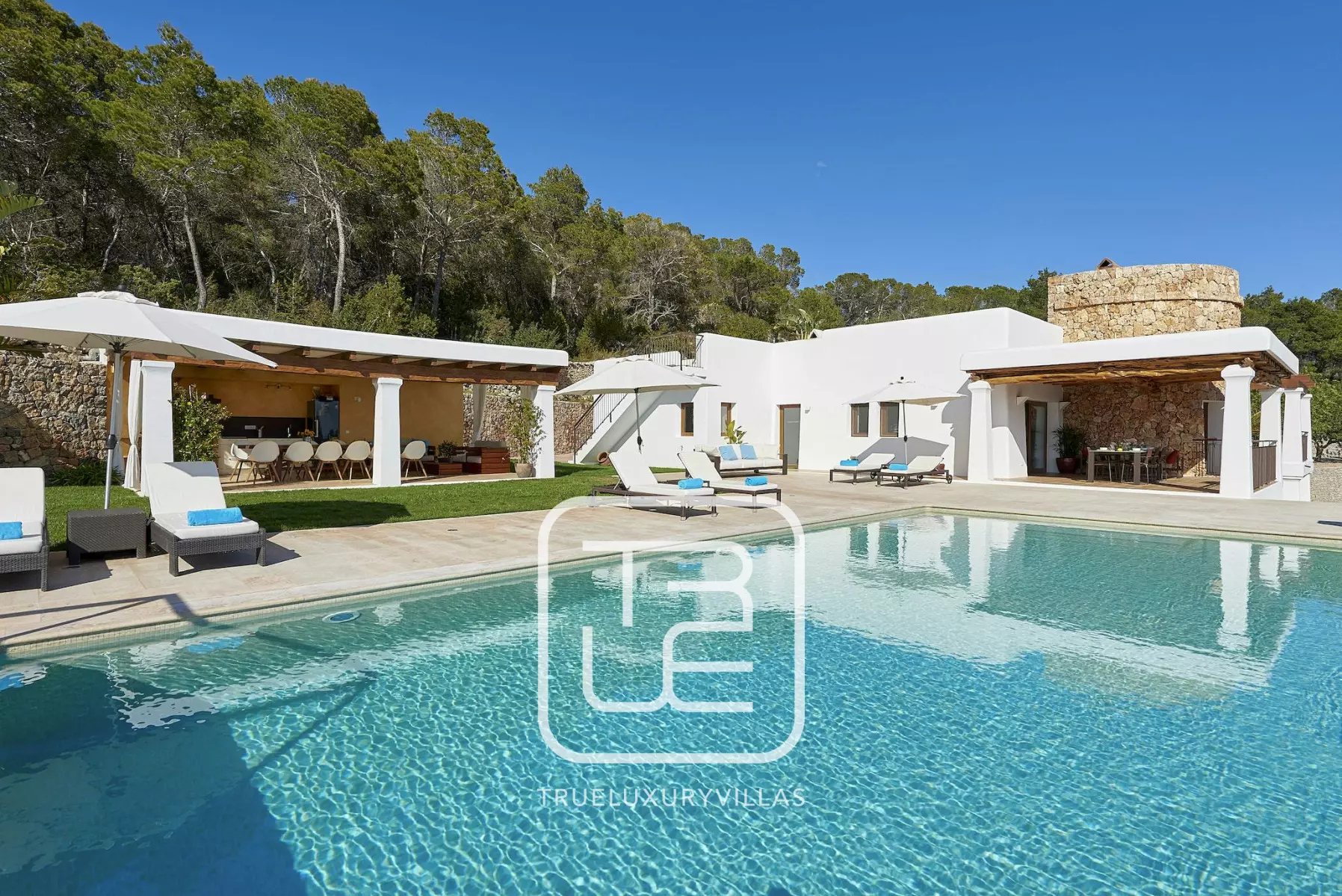 Villa Delinos