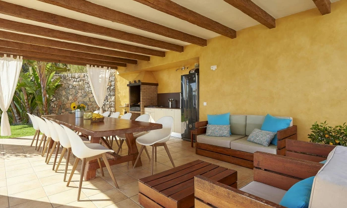 Villa Delinos