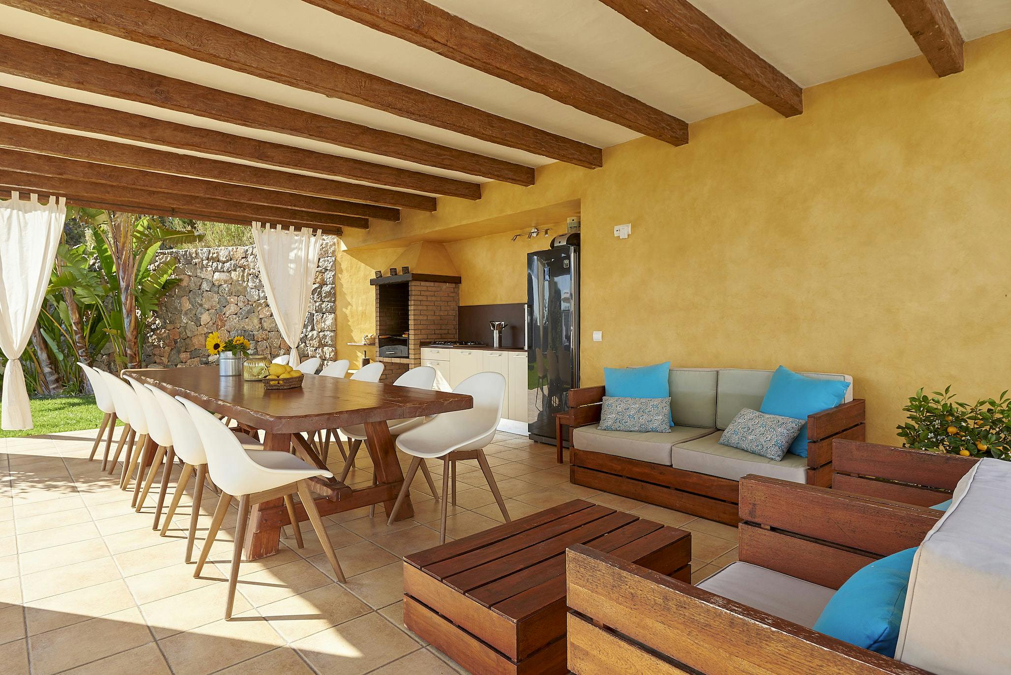 Villa Delinos