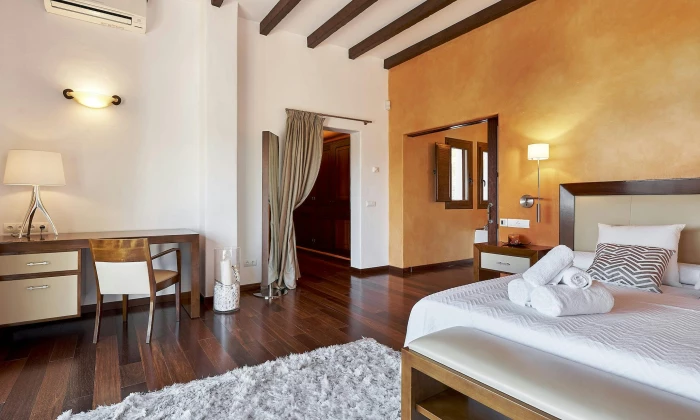 Villa Delinos