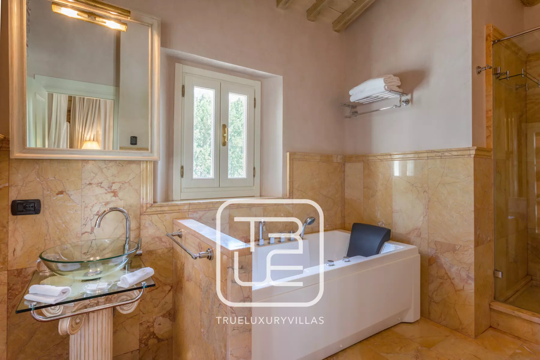 Villa Leona 2