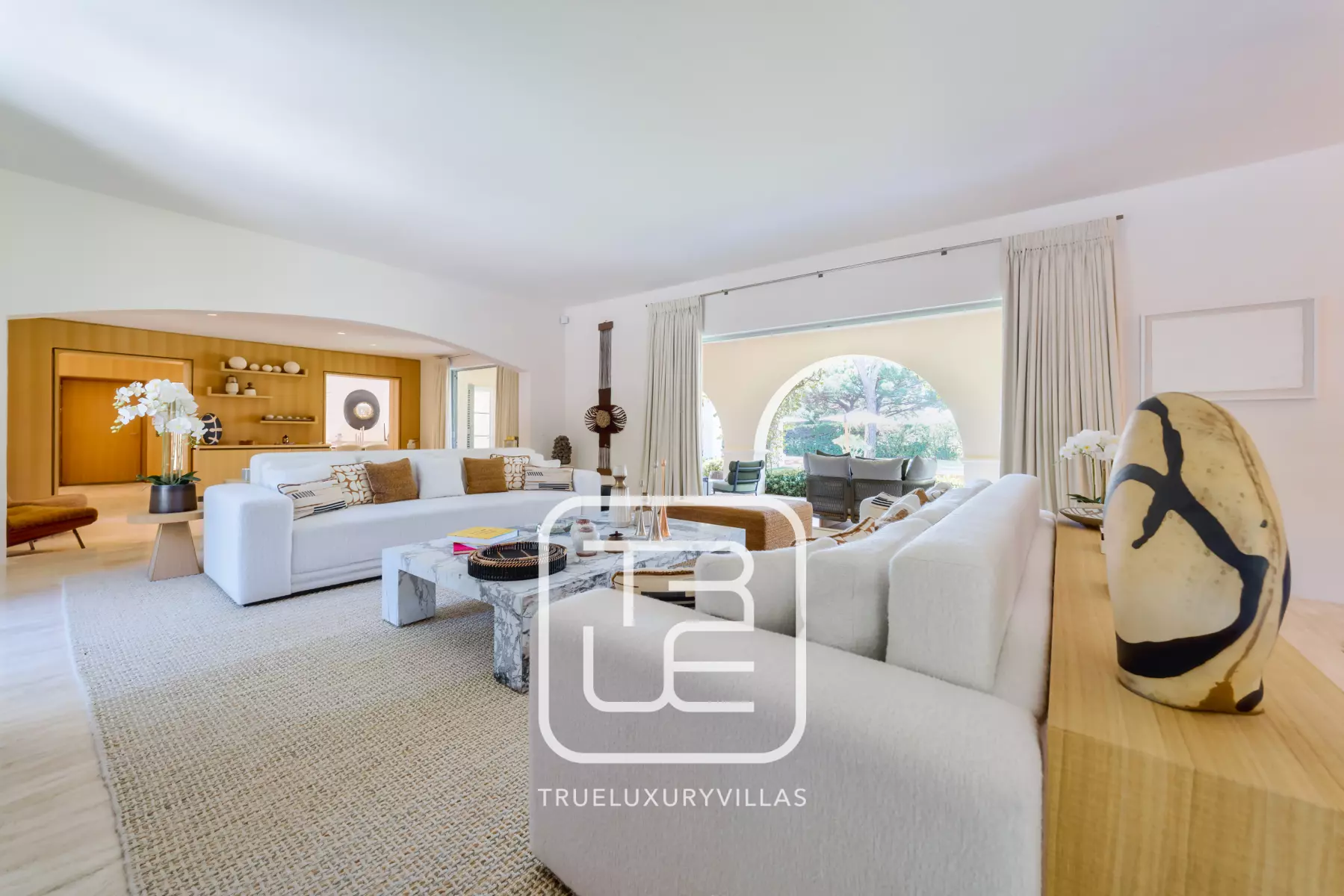 Villa Salins