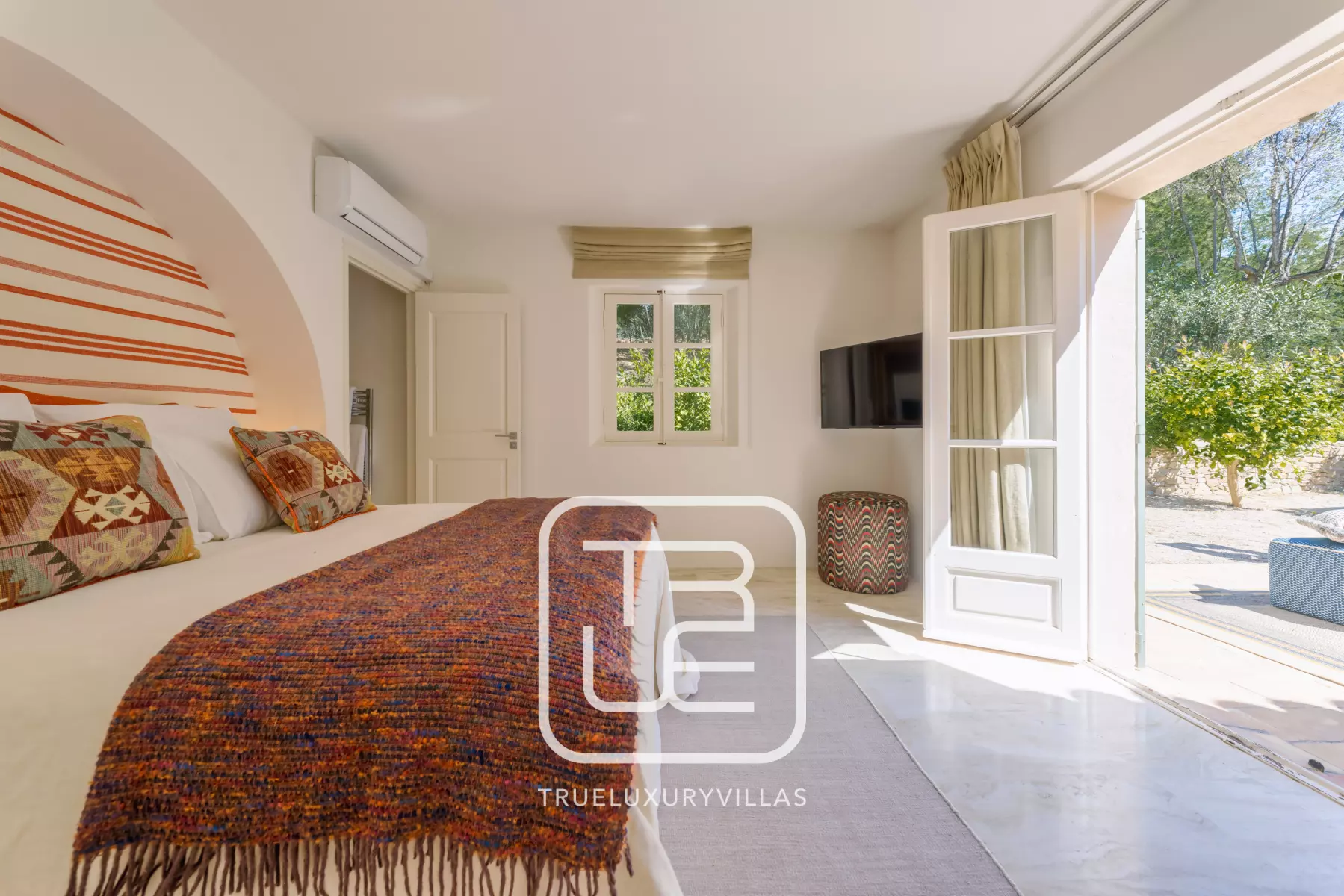 Villa Salins
