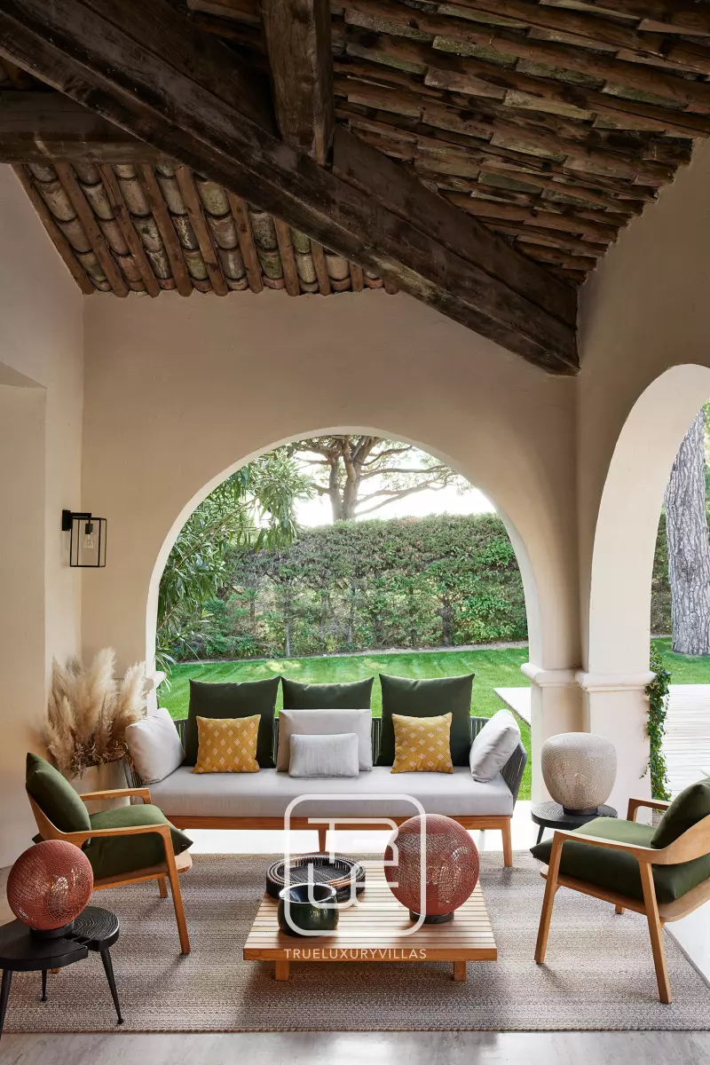 Villa Salins