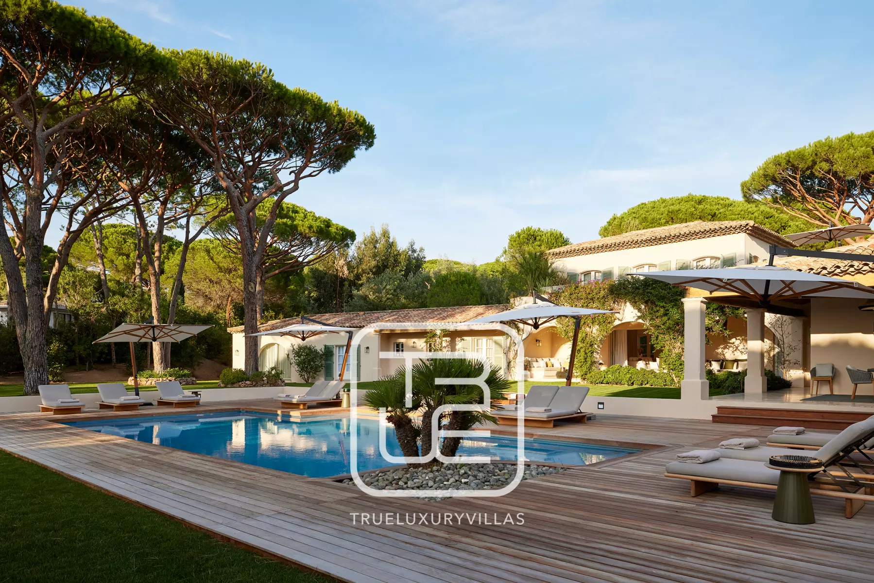Villa Salins