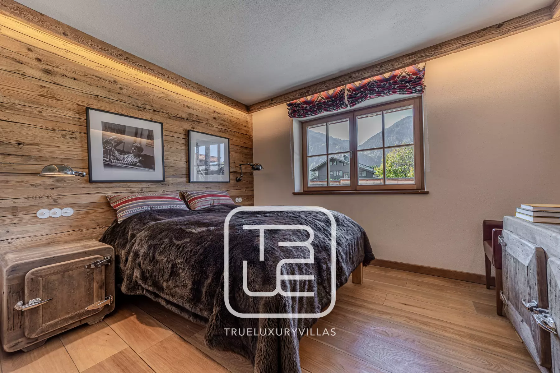 Chalet Zephyr