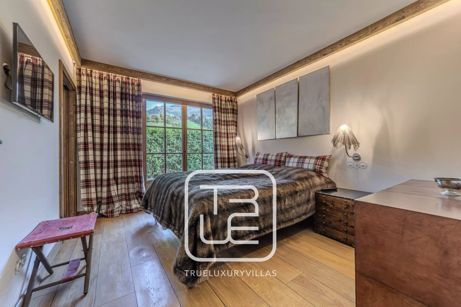Chalet Zephyr