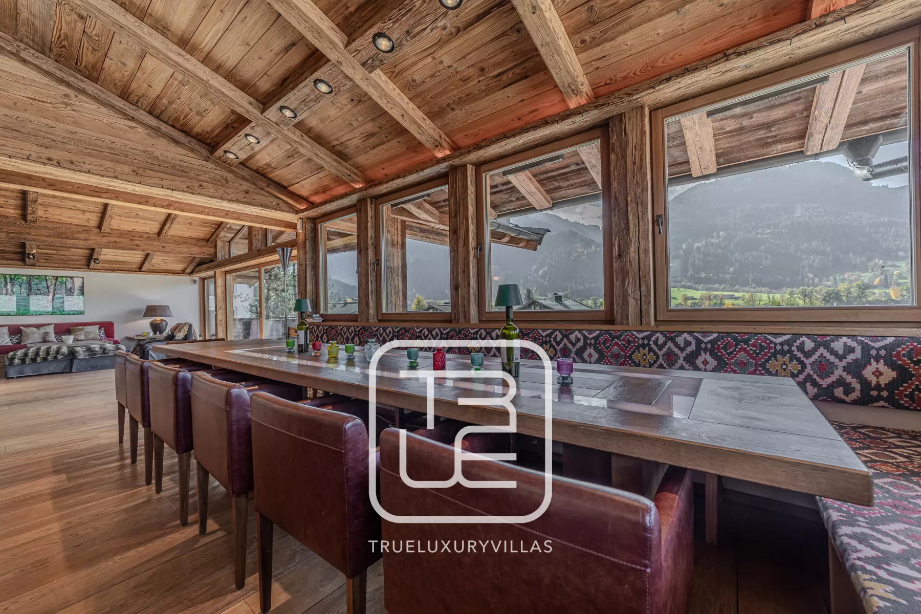Chalet Zephyr