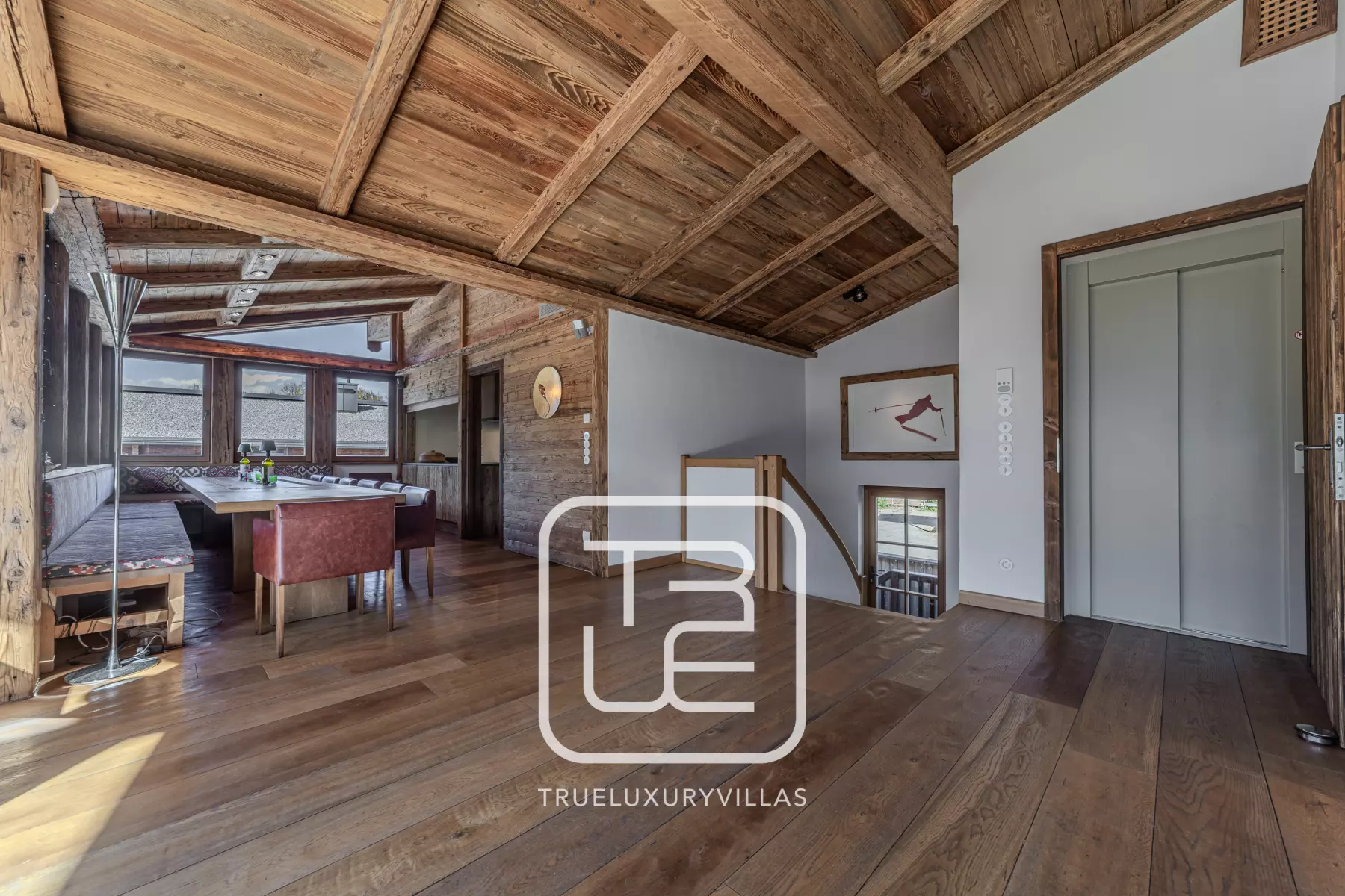 Chalet Zephyr