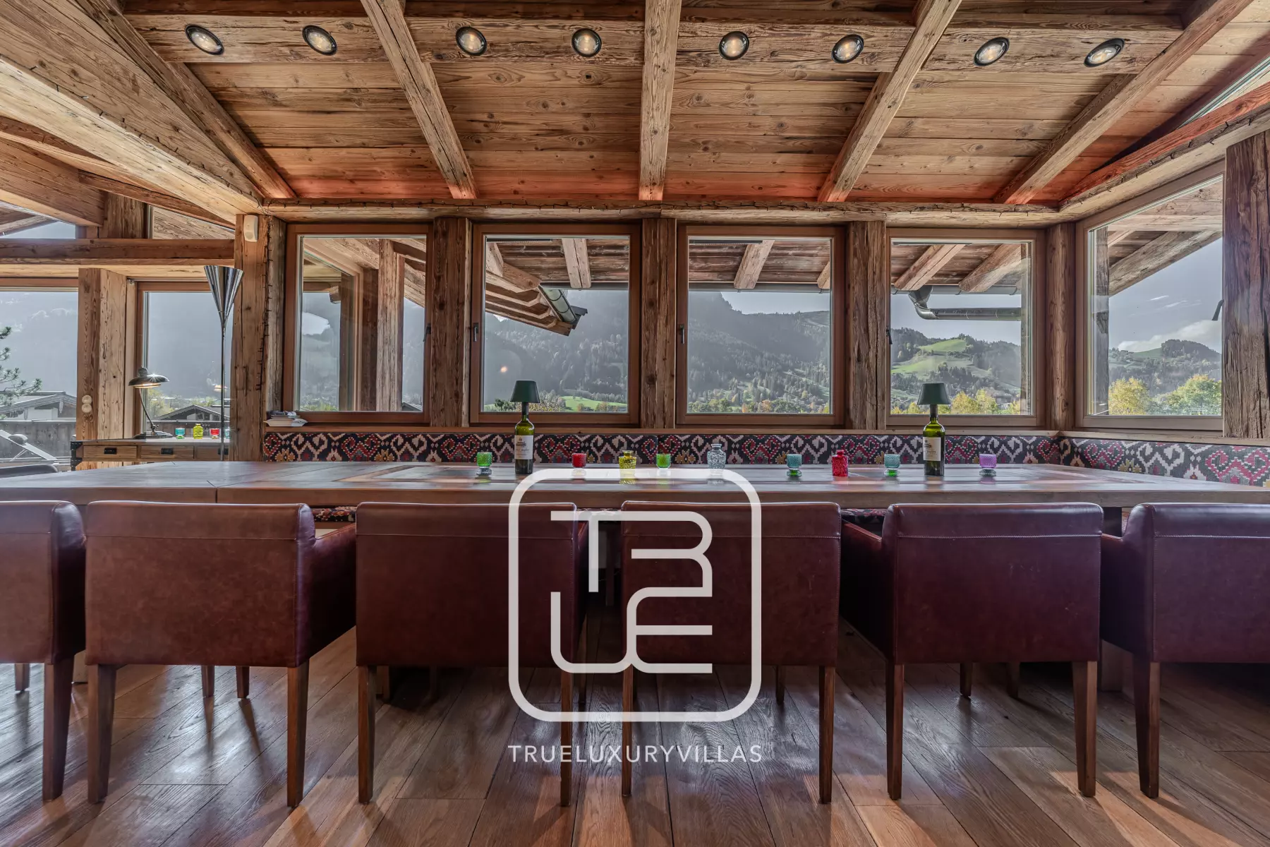 Chalet Zephyr